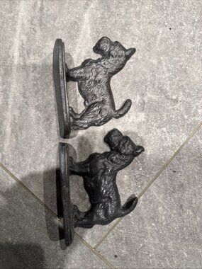 Cast Iron Scottie Dog Book Ends